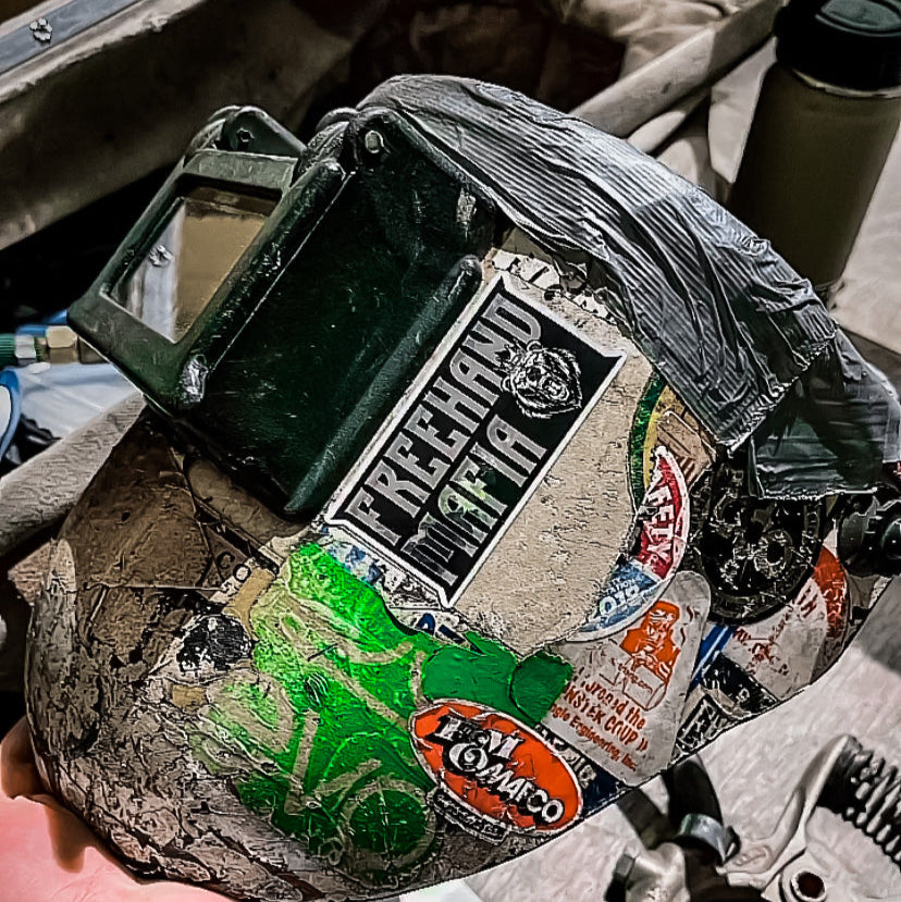 FREEHAND MAFIA MIRROR STICKER